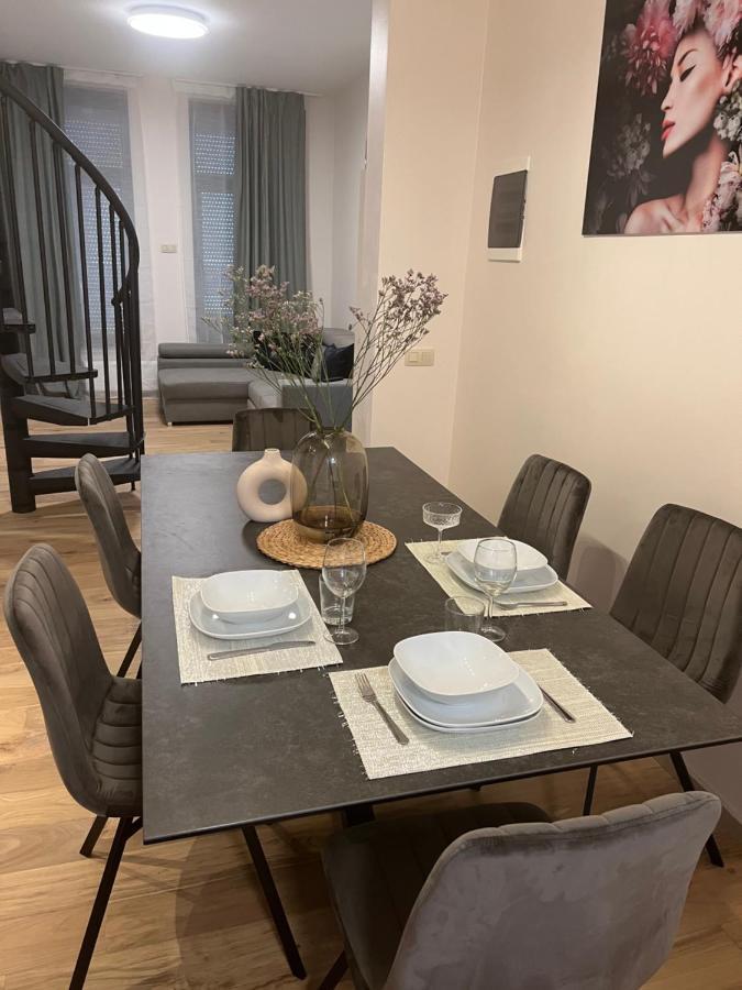 Exclusive Two-Level Apartment With Private Terrace On The Canal Bruxelles Esterno foto