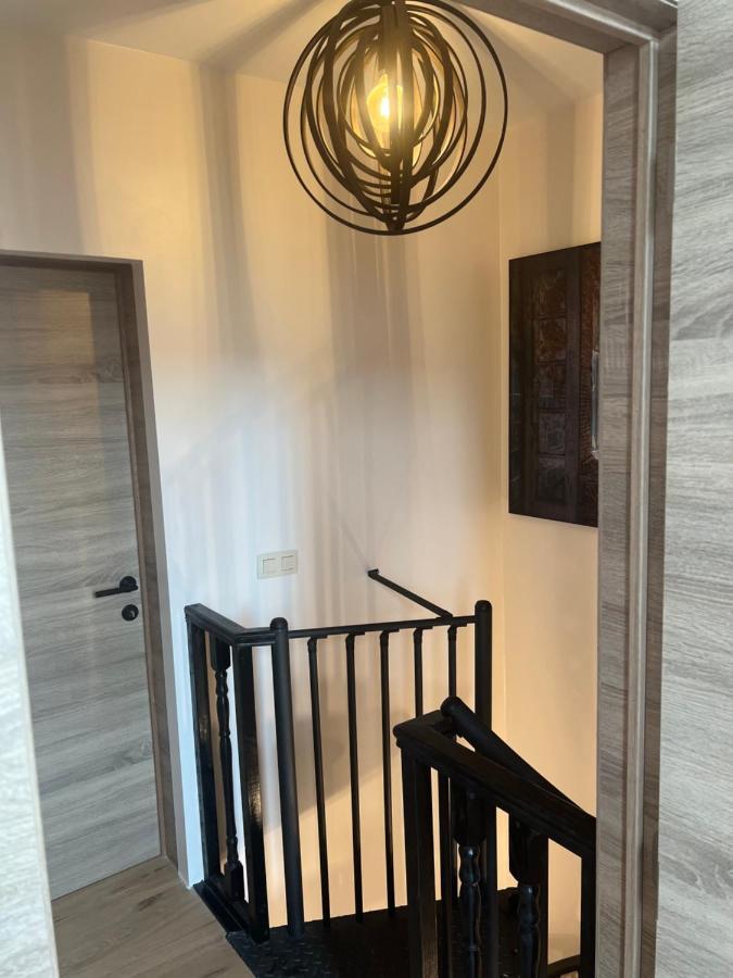 Exclusive Two-Level Apartment With Private Terrace On The Canal Bruxelles Esterno foto
